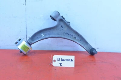 10-16 BUICK LACROSSE 3.6L FWD BRAÇO DE CONTROLE INFERIOR DIANTEIRO DIREITO DO PASSAGEIRO FABRICANTE DE EQUIPAMENTO ORIGINAL - Imagem 1 de 4