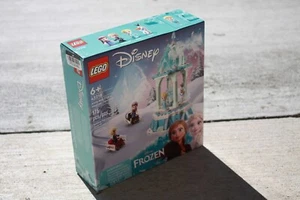 LEGO Disney Princess: Anna and Elsa's Magical Carousel (43218) - Picture 1 of 2