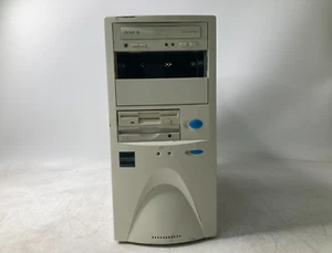 Escritorio vintage AMD K6-2 266, 64 MB de RAM, Creative Riva TNT CT6700 con CD + disquete - Imagen 1 de 10