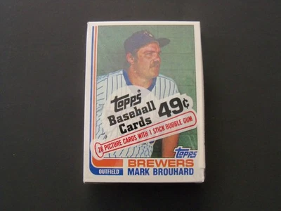 1982 TOPPS BASEBALL FACTORY SEALED CELLO PACK FERNANDO VALENZUELA ON BACK - Image 1 of 2