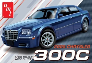 AMT 1488- 2005 Chrysler 300C 1:25 Scale Model Kit – 5.7L HEMI V8, NIB - Picture 1 of 7