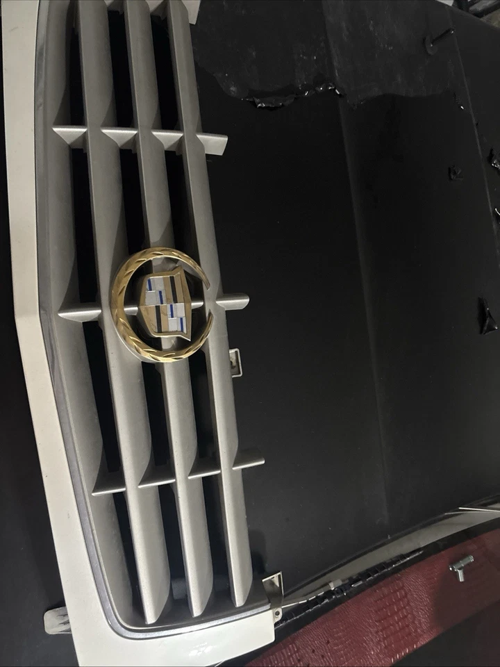 Replacement Grill Grille Chrome and Black for 02-06 Cadillac Escalade ESV EXT - Image 1 of 1