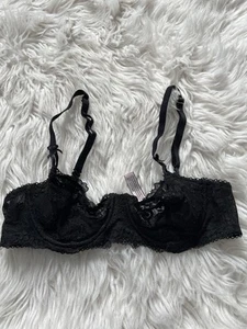 Victorias Secret Lace Bra Size 34B - Picture 1 of 2
