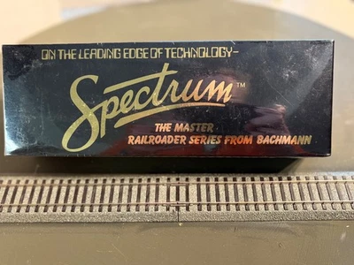 N Scale Bachmann Spectrum Santa Fe EMC Gas Electric Dooblebug (25-850) - Image 1 of 2