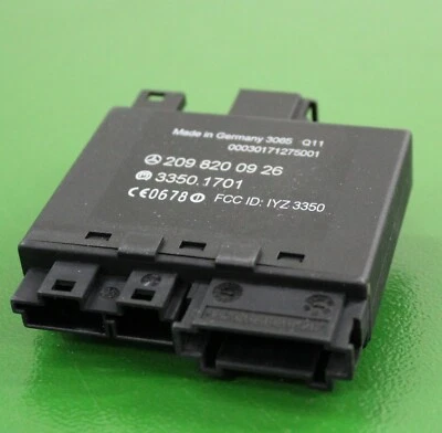 CLK 209 Originaleori Mercedes Porta Rinforzo Dispositivo Elettronico Keyless Go - Immagine 1 di 3