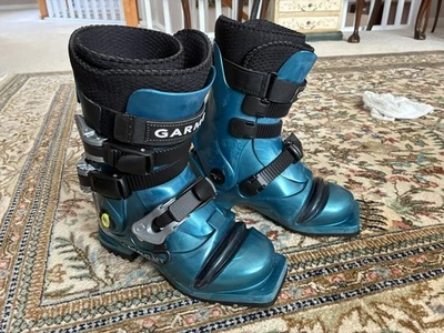 Botas Garmont Telemark para dama - talla 7 para mujer de EE. UU. Foto 1 de 4