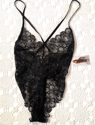 Nuevo Body Dreamgirl de Encaje Lencería Negra Cuello en V Corte Alto Correas Cruzadas 1X Mujeres Foto 1 de 4