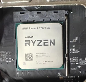 AMD Ryzen 7 5700X3D 3,0 GHz 8-Core AM4 96 MB Cache Processore CPU - Foto 1 di 1