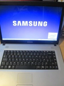 Dell NP-R519 Laptop - Afbeelding 1 van 4
