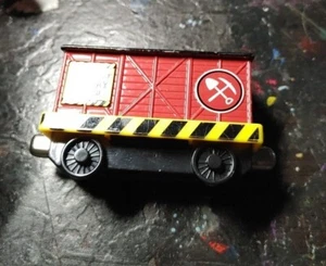 2009 Thomas & Friends - Magnetic Ffarquhar Quarry Freight Car - Picture 1 of 5