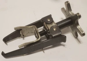 K-D TOOLS 2078 UNIVERSAL OVERHEAD VALVE SPRING COMPRESSOR PULLER USA - Picture 1 of 5