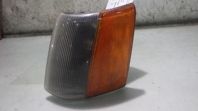 Lámpara delantera izquierda Jeep Grand Cherokee 93  Foto 1 de 4