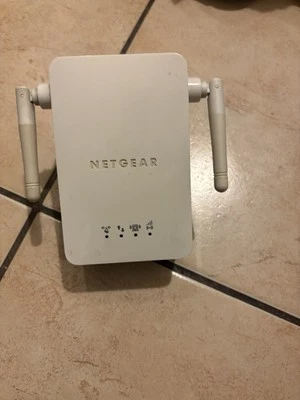 Netgear N300 WiFi Range Extender - Ripetitore WiFi WN3000RPv3 - Immagine 1 di 3