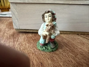 Maud Humphrey Bogart Resin Miniature Figurine Winter Hat A.J. Warner Taiwan 1992 - Picture 1 of 7