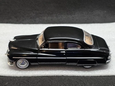 1/24 Eagle Collectibles by Universal Hobbies 1949 Mercury - Image 1 of 4