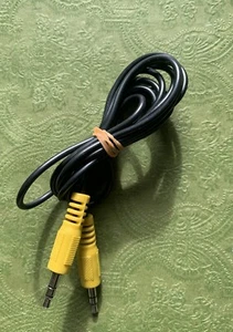 2 YELLOW PLUGS RCA YELLOW COMPOSITE AV AUDIO VIDEO COMPONENT #V33,64” - Picture 1 of 2