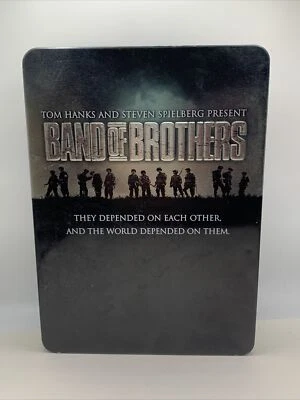 Band of Brothers 6 Disc DVD Set Collectible Tin Tom Hanks and Steven Spielberg Foto 1 de 4