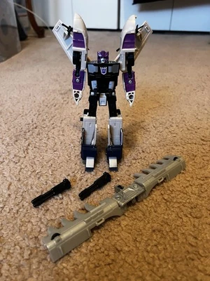 Transformers Universe Classic Series Tankor - Image 1 of 4