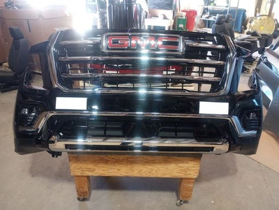2025 GMC Yukon Front Bumper 3080191 - Image 1 of 4
