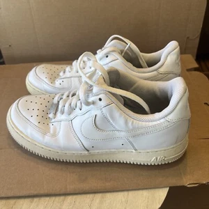 Size 8.5- Nike Air Force 1 '07 Low Triple White x Travis Scott Utopia - Picture 1 of 23