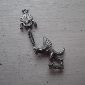 Ciudadela Warhammer 90s Lizardman Skink Comando Tótem Portador B - Imagen 1 de 1