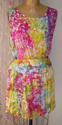 AUTHENTIC VINTAGE 1970'S BALI SHORT & SLEEVELESS TOP SET SZM SEE MEASUREMENT G  - Image 1 of 4