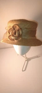 Vtg Women's Betmar New York Straw Hat w/ Flower Accent Wide Brim - - Picture 1 of 5