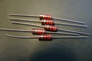 5 resistencias de compensación de carbono Ea IRC hechas en EE. UU. RC32GF122J 1.2K 1W 5% - Imagen 1 de 2
