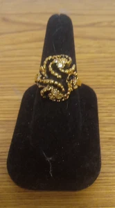Ring Costume Black Flower w/ Clear Rhinestones Gold Tone Marked 18k HGE size 8.5 - Picture 1 of 10