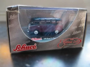 Schuco 1:87 VW T1 Bus Bulli Samba rot / schwarz 21684 - Bild 1 von 1