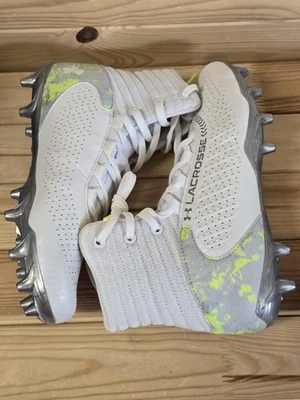 Under Armour Lacrosse / Football Cleats White 3028699-100 Boy's Size 1Y - Image 1 of 4