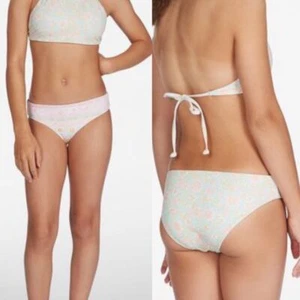 Billabong Layered With Love Reversible Bikini Bottoms Size 14 Floral Briefs NEW - Picture 1 of 12