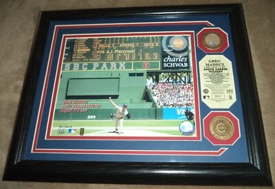 2004 Chicago Cubs Грег Мэддокс 300-я победа табличка Highland новом поле грязь - Изображение 1 из 2