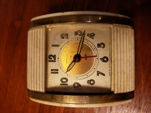 Nice vintage Westclox travel alarm clock  - Picture 1 of 7