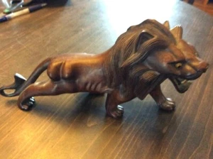 Teak Hand Carved King of the jungle lion excellent high quality glass eyes - Picture 1 of 6