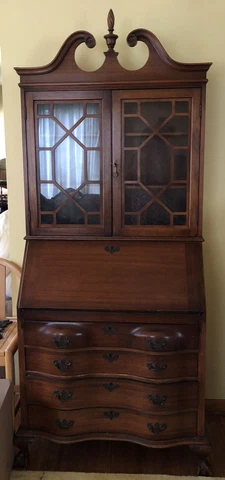 Vintage Maddox Secretary desk hutch. Local pick up only Cover