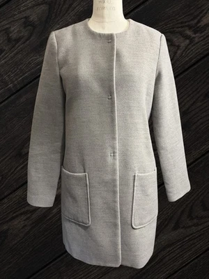 Abrigo Forever 21 Cambio Sin Cuello Guisante Gris Botones a Presión Para Mujer Talla Pequeña Foto 1 de 4