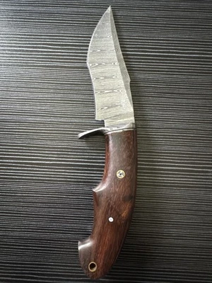 Hunting Fixed Damascus Recurve Blade Walnut Handle Leather Sheath Hunting Knife - Image 1 of 4