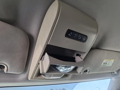 Consola central superior delantera usada se adapta a: Dodge Caravan 2013 techo mini consola delantera Foto 1 de 4