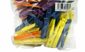 30 Clothes Pegs Strong Plastic Washing Line gardens airer Colour pegs - Picture 1 of 2