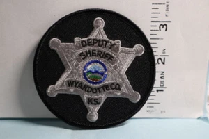 police patch   WYANDOTTE COUNTY DEPUTY SHERIFF KANSAS - Picture 1 of 1