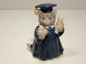 Vintage 1987 Kitty Cucumber B. Shackman Schmid Graduation Cat Figurine - Picture 1 of 3