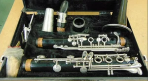 Vito Clarinet With Case - Picture 1 of 6