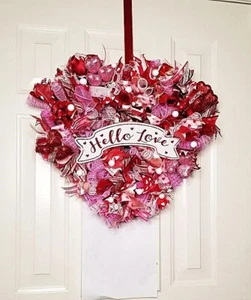 Valentine's Day 20" Wreath Red White & Hearts Touch of Elegance Line New - Picture 1 of 5
