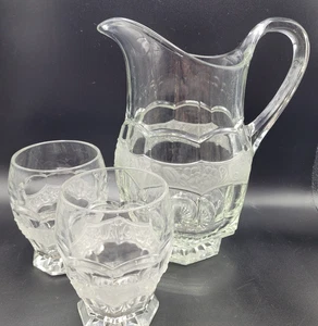Vintage Glass Lemonade or water Pitcher/Jug & 6 Matching glasses - Picture 1 of 5
