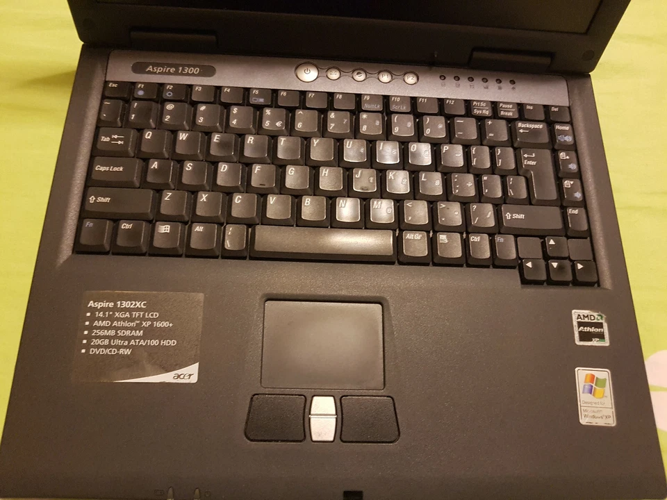 ACER  Aspire 1302xc 14.1" - Image 1 of 4