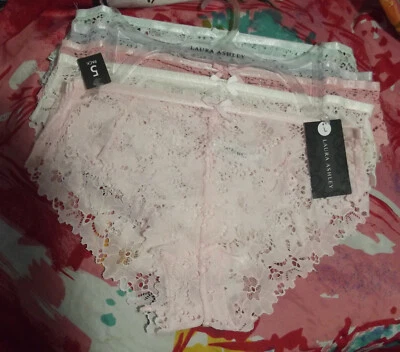 5 NEW LAURA ASHLEY LS9240 5PKF SHEER LACE HIPSTER PANTIES L - Image 1 of 2