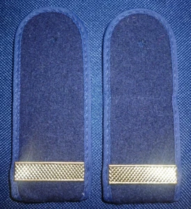 EAST GERMAN NAVY VOLKSMARINE SHOULDER BOARDS. STABSMATROSE. STAFF SAILOR. - Picture 1 of 2