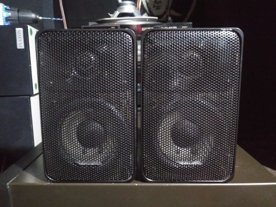 Tested & Working Set of 2 Realistic Minimus 7 Black Bookshelf Speakers 40w 8Ohm Foto 1 de 4