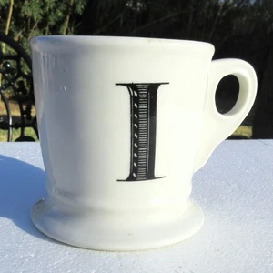 Taza de café con monograma ANTHROPOLOGIE inicial "I" blanca negra estilo jarra afeitado - Imagen 1 de 10
